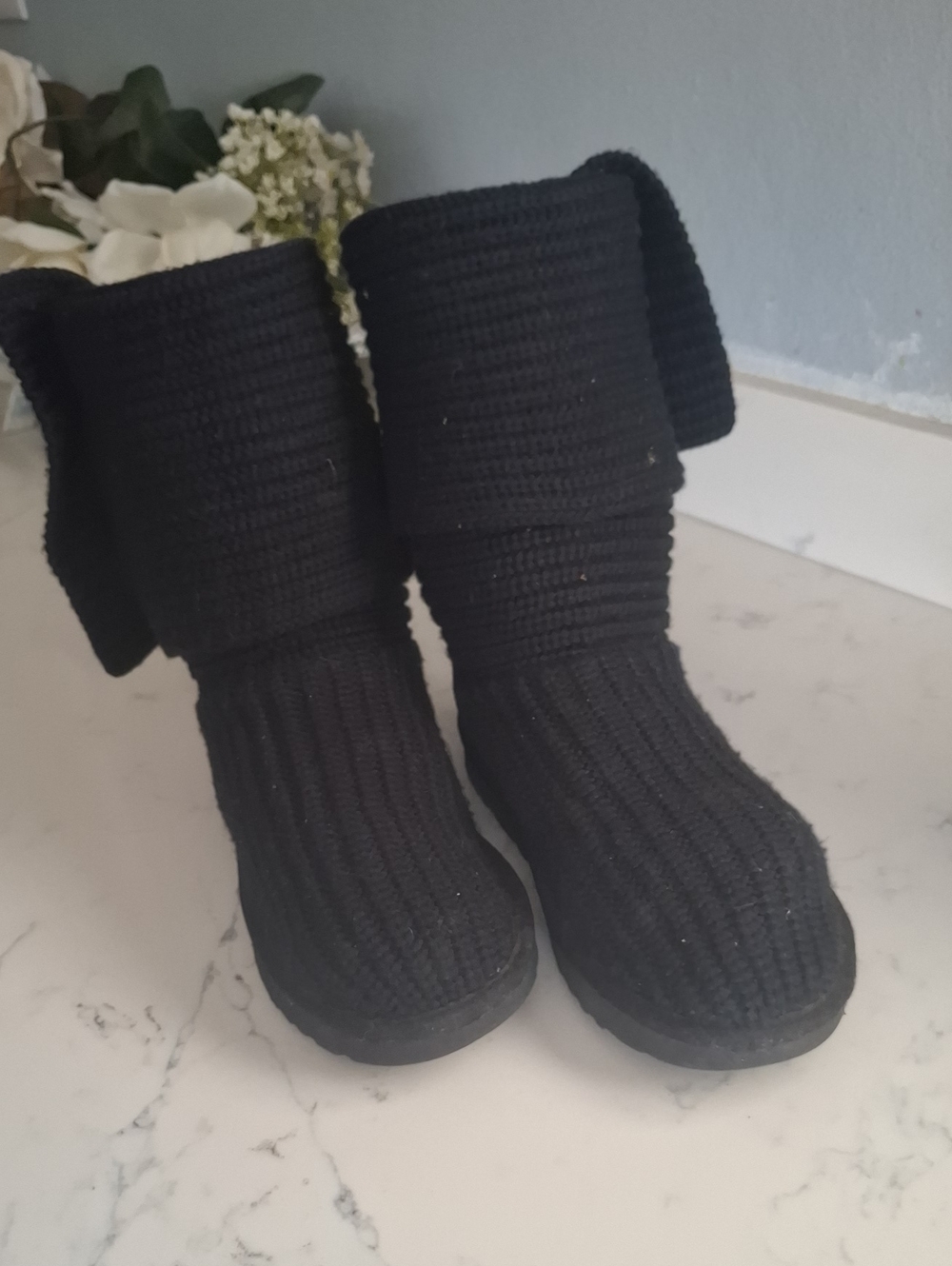 UGG Womens Black Cardy Knit Fold-Over Boots